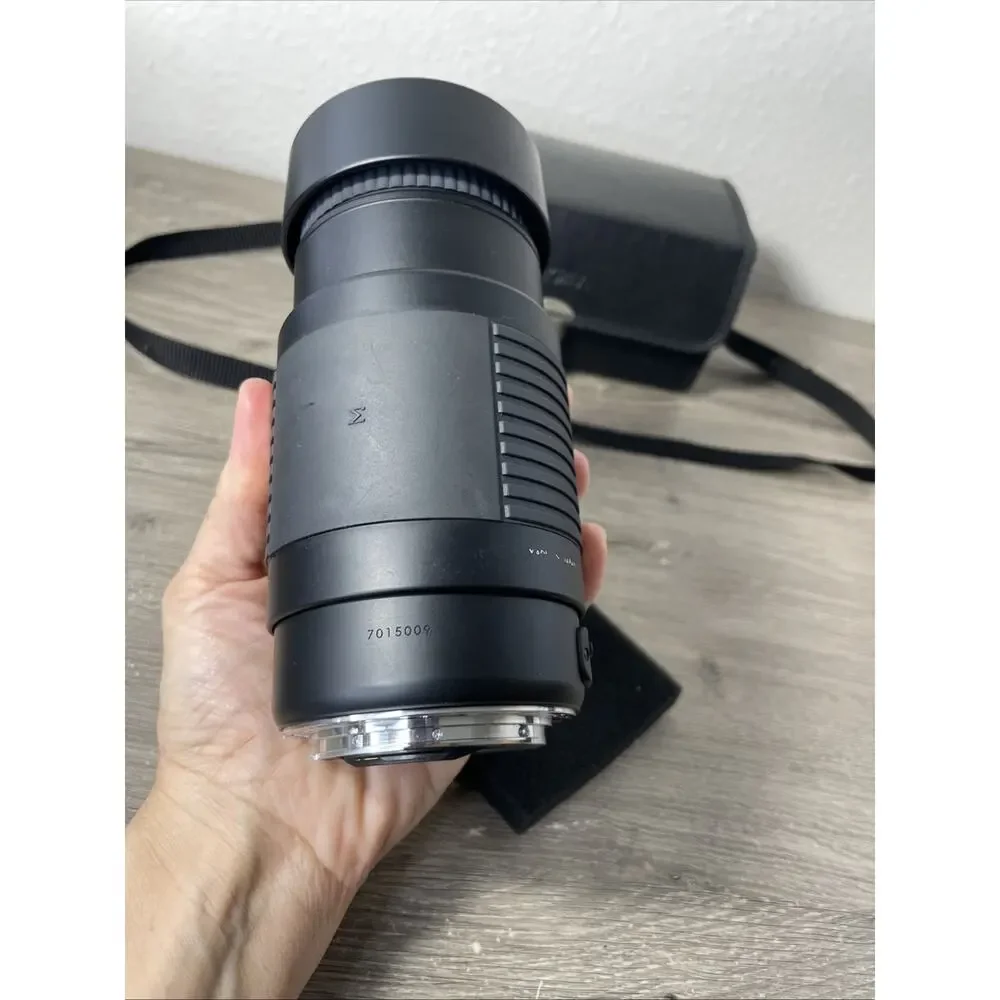 Vintage Sigma AF APO 75-300mm f/4.5-5.6 Zoom Lens for Canon EF Mount Case